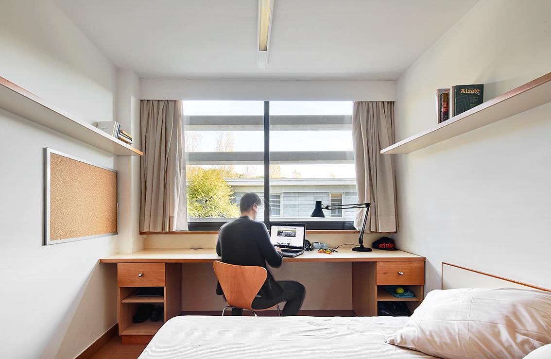 Apartment Residencia Universitaria Sarria *